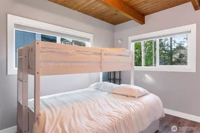61 E Orchard Beach Drive, Grapeview, WA 98546 - Photo 11