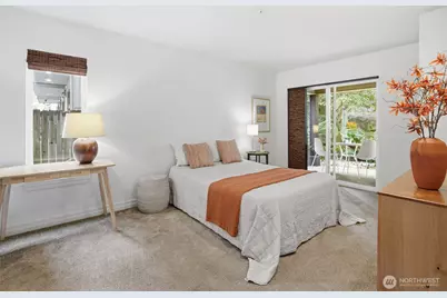 215 20th Avenue E #105, Seattle, WA 98112 - Photo 19