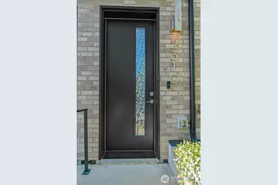 2310 W Newton Street, Seattle, WA 98199 - Photo 3