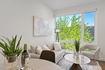 2310 W Newton Street, Seattle, WA 98199 - Photo 13