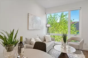2310 W Newton St, Seattle, WA 98199 - Photo 13