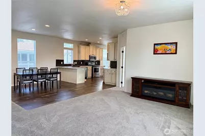607 37th Street SE #99A, Auburn, WA 98002 - Photo 3