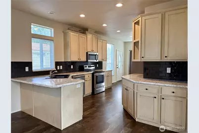 607 37th Street SE #99A, Auburn, WA 98002 - Photo 5