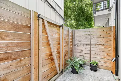 1770 C 14th Avenue S, Seattle, WA 98144 - Photo 29