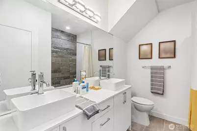 1770 C 14th Avenue S, Seattle, WA 98144 - Photo 7