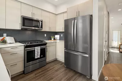 818 NW 53rd Street #B, Seattle, WA 98107 - Photo 13