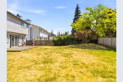1239 S 236th Place, Des Moines, WA 98198 - Photo 39