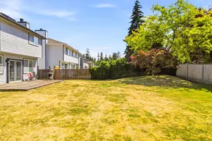 1239 S 236th Pl, Des Moines, WA 98198 - Photo 39
