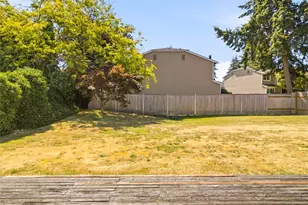 1239 S 236th Pl, Des Moines, WA 98198 - Photo 37