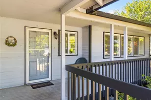 1239 S 236th Pl, Des Moines, WA 98198 - Photo 3