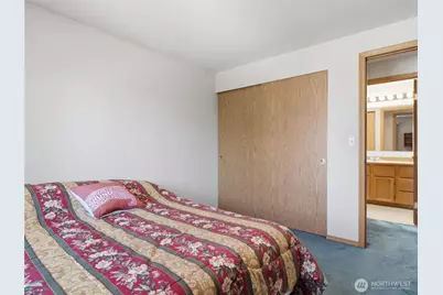 1239 S 236th Place, Des Moines, WA 98198 - Photo 31