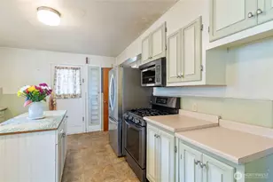 1350 Corbet Dr NW, Bremerton, WA 98312 - Photo 21