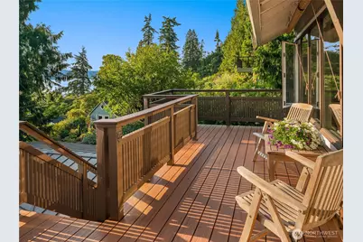 15539 Washington Avenue NE, Bainbridge Island, WA 98110 - Photo 15