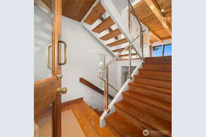 15539 Washington Avenue NE, Bainbridge Island, WA 98110 - Photo 7