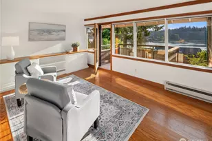 15539 Washington Ave NE, Bainbridge Island, WA 98110 - Photo 21
