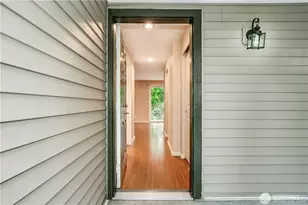 11313 NE 128th St, Kirkland, WA 98034 - Photo 3