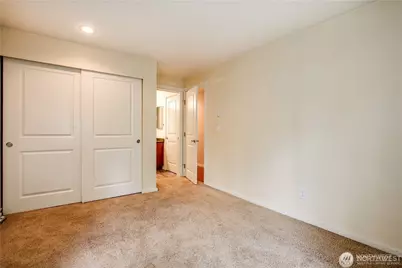 11313 NE 128th Street #101, Kirkland, WA 98034 - Photo 15
