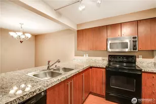 11313 NE 128th St, Kirkland, WA 98034 - Photo 11
