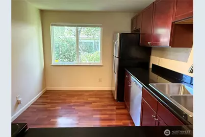 23816 12th Place S #405, Des Moines, WA 98198 - Photo 3