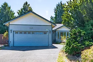 7026 66th Ave NE, Marysville, WA 98270 - Photo 1