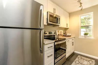 949 Aberdeen Avenue NE #C107, Renton, WA 98056 - Photo 13