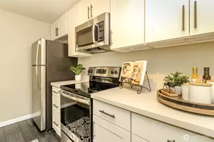 949 Aberdeen Ave NE, Renton, WA 98056 - Photo 15