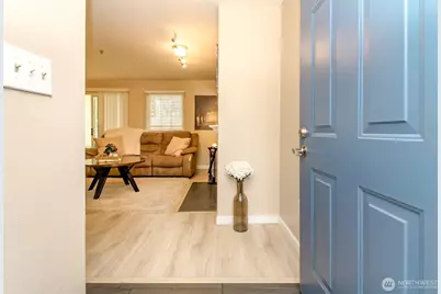949 Aberdeen Avenue NE #C107, Renton, WA 98056 - Photo 5