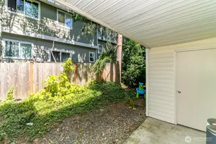 949 Aberdeen Ave NE, Renton, WA 98056 - Photo 31