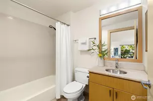 1711 E Olive Wy, Seattle, WA 98102 - Photo 15