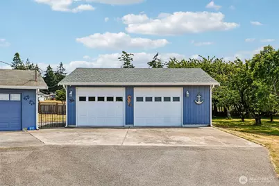 895 Prairie View Avenue, Coupeville, WA 98239 - Photo 3