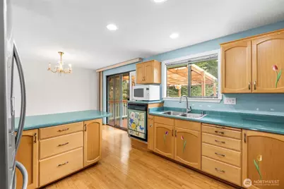 1127 SW Fairhaven Drive, Oak Harbor, WA 98277 - Photo 15