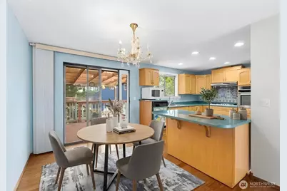 1127 SW Fairhaven Drive, Oak Harbor, WA 98277 - Photo 11