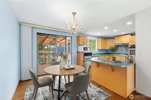 1127 SW Fairhaven Dr, Oak Harbor, WA 98277 - Photo 11