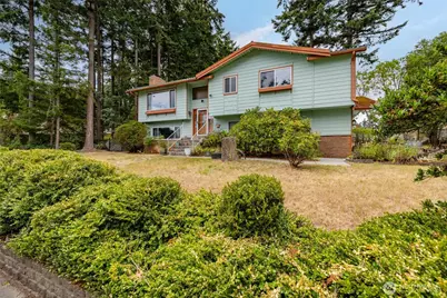 1127 SW Fairhaven Drive, Oak Harbor, WA 98277 - Photo 3
