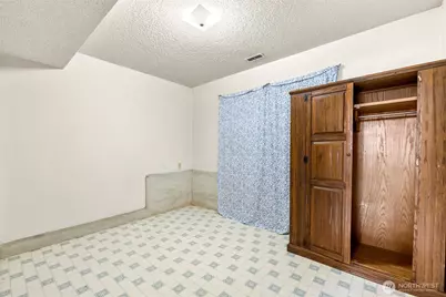 1127 SW Fairhaven Drive, Oak Harbor, WA 98277 - Photo 29