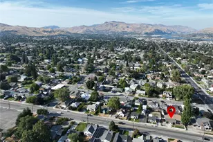 1014 Cherry St, Wenatchee, WA 98801 - Photo 3