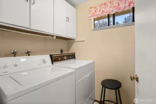 1111 S 249th Pl, Des Moines, WA 98198 - Photo 19