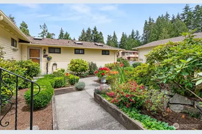 1111 S 249th Place, Des Moines, WA 98198 - Photo 27