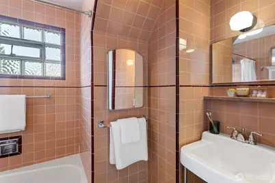 4403 4th Avenue NW, Seattle, WA 98107 - Photo 21