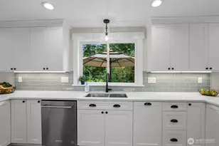 14515 Cascade Dr SE, Snohomish, WA 98296 - Photo 15