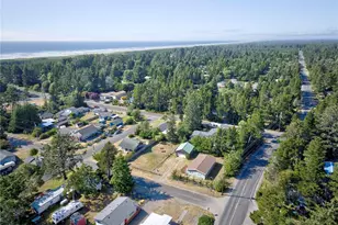 27305 Vernon Ave, Ocean Park, WA 98640 - Photo 3