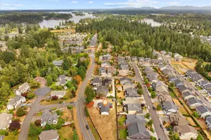 20411 Church Lake Rd E, Bonney Lake, WA 98391 - Photo 31