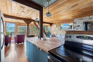 28243 Manzanita Beach Rd SW, Vashon, WA 98070 - Photo 11