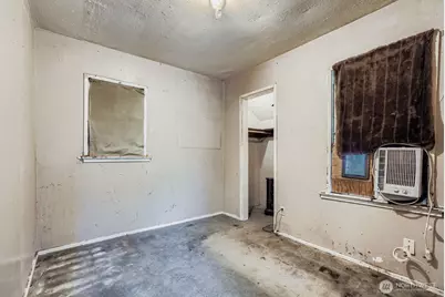 2814 S Grand St, Seattle, WA 98144 - Photo 11
