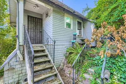 2814 S Grand St, Seattle, WA 98144 - Photo 3