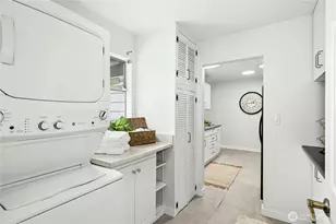 1572 NE 170th St, Shoreline, WA 98155 - Photo 29