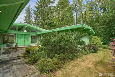 8209 144th Place SE, Newcastle, WA 98059 - Photo 1