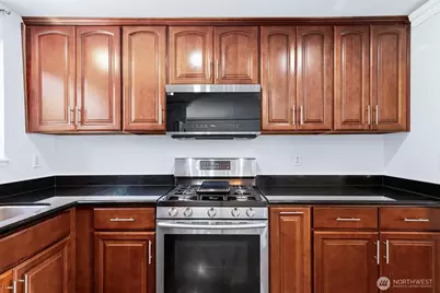 512 Veralene SW, Everett, WA 98203 - Photo 9