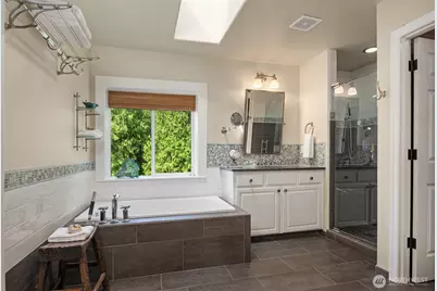 17271 SE Licorice Way, Newcastle, WA 98059 - Photo 23