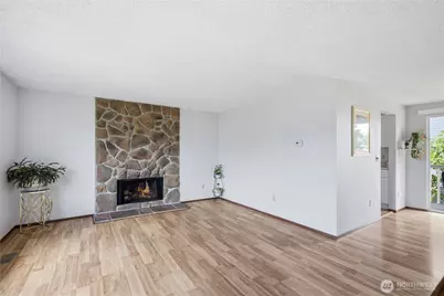 6514 20th Street NE, Tacoma, WA 98422 - Photo 3